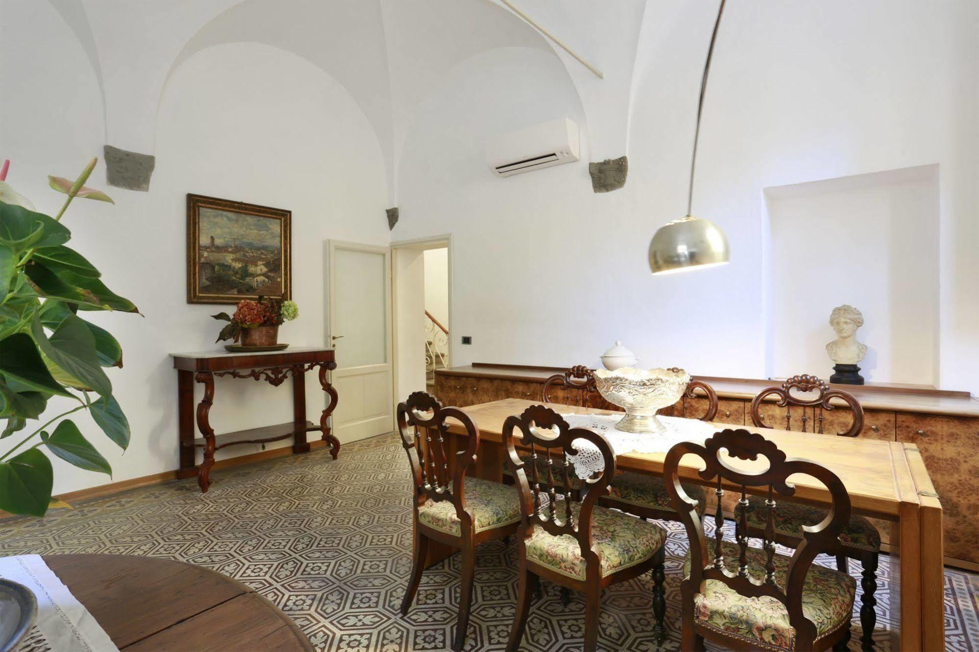 B&B Pergola House Lucca Exterior photo
